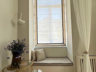 квартира за адресою Михайлівська вул., 22А