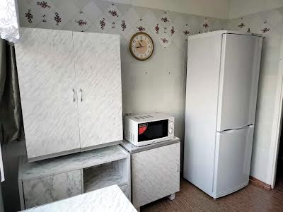 квартира за адресою Озерна вул., 16