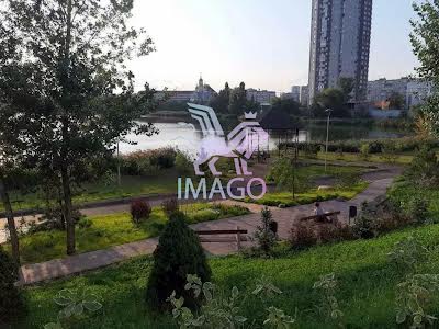 квартира по адресу Оболонский просп., 1