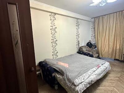 квартира за адресою Сірожупанників вул. (Валентина Сєрова), 30-А