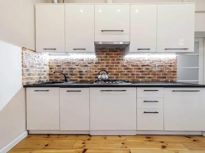квартира по адресу Святого Теодора пл., 5