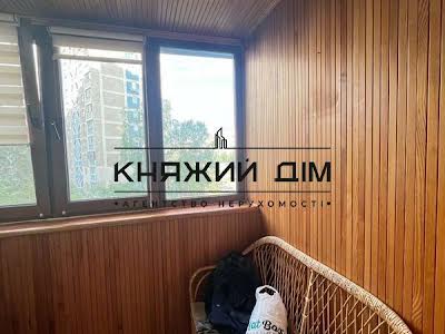 квартира по адресу Драгоманова ул., 14А