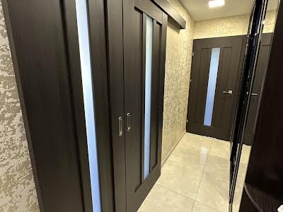 квартира за адресою Алана Шепарда вул. (Суворова), 7