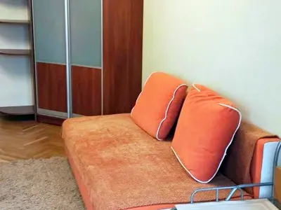 квартира за адресою Раїси Окіпної вул., 7