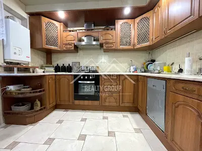 квартира за адресою Романа Шухевича вул. (Мусоргського), 27