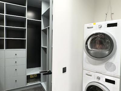 квартира за адресою Жаботинського вул. (Пролетарская улица), 56а