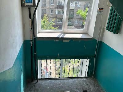 квартира за адресою Нижньодніпровська вул., 18