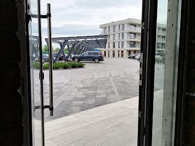 комерційна за адресою Паркова, 3