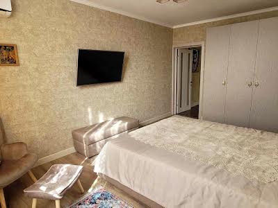 квартира за адресою Олени Пчілки вул., 6