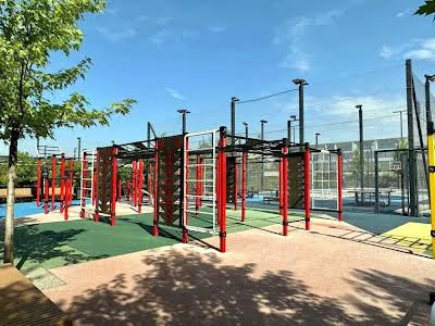 квартира за адресою Салютна вул., 2к24