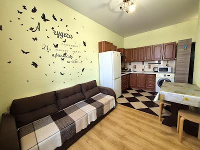 квартира за адресою Центральна вул., 8А