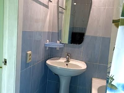 квартира за адресою житловий масив Тополя-1 вул., 11