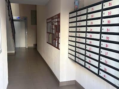квартира по адресу Героев Небесной Сотни просп., 40/1