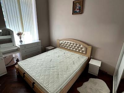 квартира по адресу Грушевського Михайла, 18