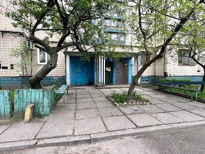 квартира по адресу Строителей бульв., 4