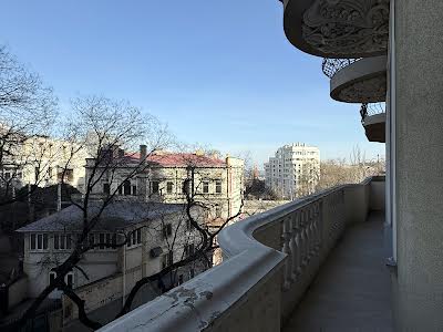 квартира за адресою Військовий узвіз, 1
