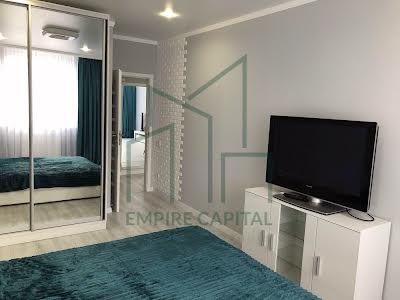 квартира за адресою Авраама Лінкольна вул., 6б