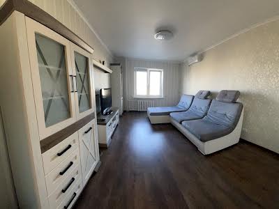 квартира за адресою Петра Григоренка просп., 18а
