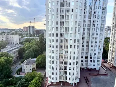 квартира за адресою Французький бульв., 22б