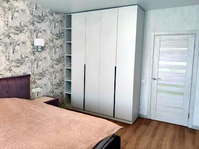 квартира за адресою Роганська вул., 130/3