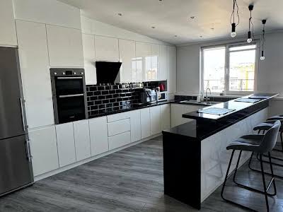 квартира за адресою Федьковича вул., 88