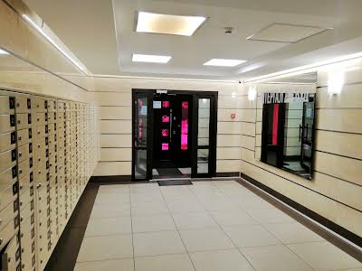 квартира за адресою Сім'ї Кульженків вул. (Петра Дегтяренка), 35
