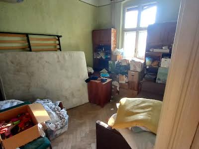 квартира за адресою Кобилянська, 12