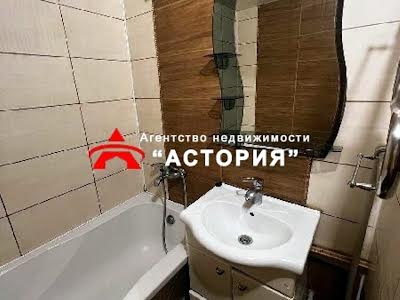 квартира за адресою Запорізька вул., 1