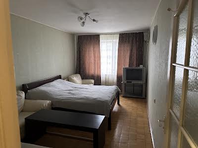 квартира за адресою Митрополита Василя Липківського вул. (Урицького), 32