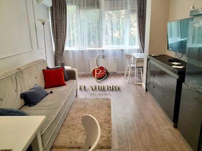 квартира за адресою Освіти вул., 16а