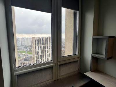 квартира за адресою Зарічна вул., 4
