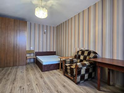 квартира по адресу Червоной Калины просп. (Владимира Маяковского), 93-А