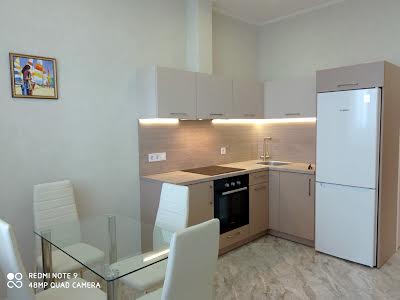 квартира по адресу Французский бульв., 26/2