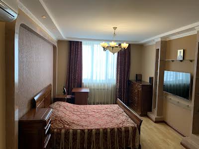 квартира по адресу Киев, Срибнокильская ул., 1