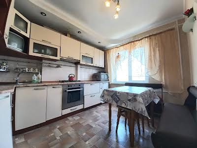 квартира по адресу Янтарная ул., 81
