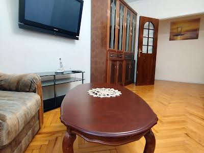 квартира за адресою Дегтярівсьа, 30-В