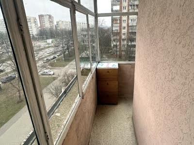квартира за адресою Наукова вул., 57