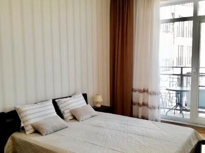 квартира за адресою Французький бульв., 60в