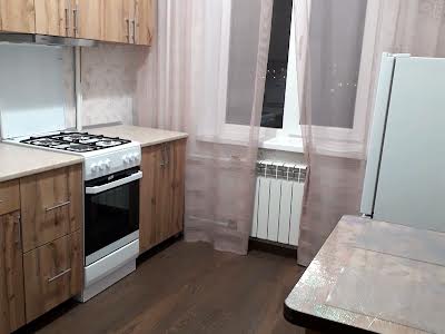 квартира по адресу Кулика і Гудачека ул. (Макарова), 6