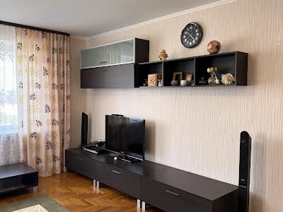 квартира за адресою Братів Зерових вул. (Червонопартизанська), 14-Б
