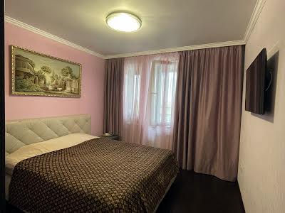 квартира за адресою Слобожанська вул. (8 Березня), 1