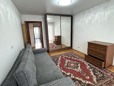 квартира за адресою Товарна вул., 2