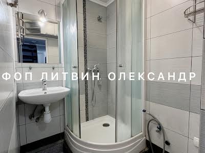 квартира за адресою Київ, Братиславська вул., 44/2