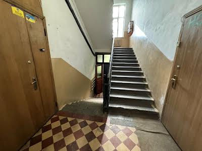 комерційна за адресою Тараса Шевченка бульв., 46-А