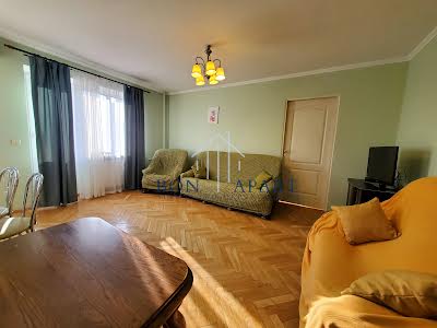 квартира по адресу Леси Украинки бульв., 12
