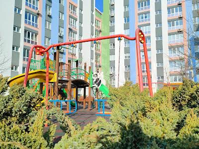 квартира за адресою Дмитра Павличка вул., 32