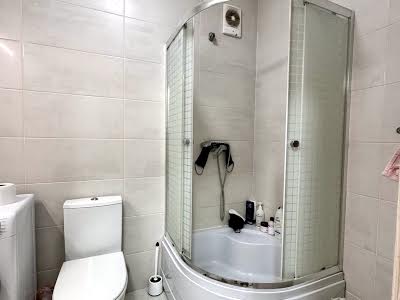 квартира за адресою Нижня Берегова вул., 2/2є