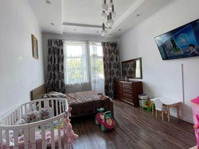 квартира за адресою Бандеры Степана, 80