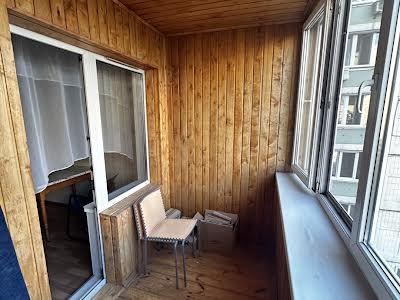 квартира по адресу Драгоманова ул., 12-А
