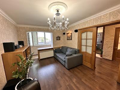 квартира за адресою Архітектора Вербицького вул., 28-А